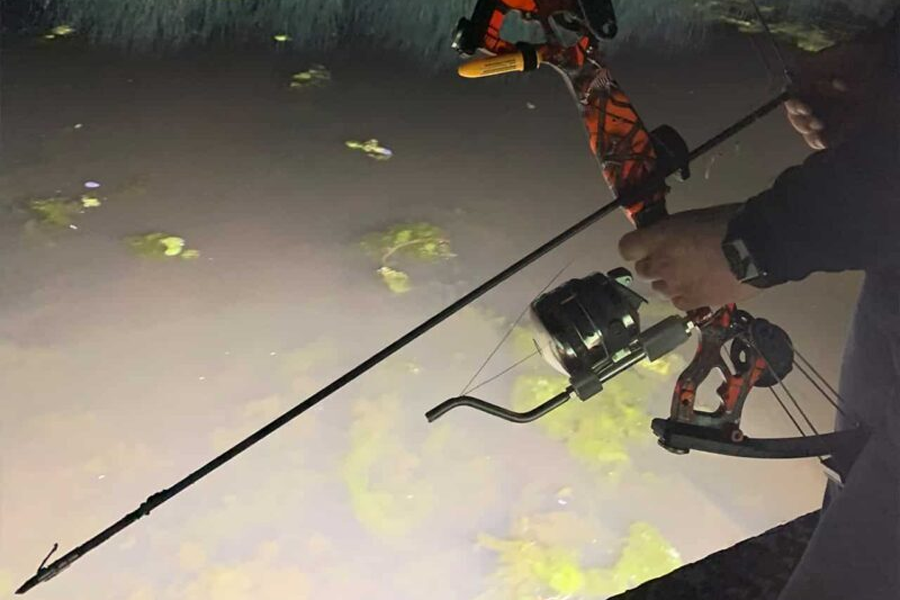 MUZZY Bowfishing Shoot-Through Rod for Spincast Reel